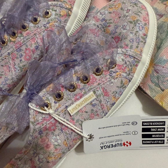 NWT Superga x LoveShackFancy Low Top Floral Sneaker - Picture 1 of 4